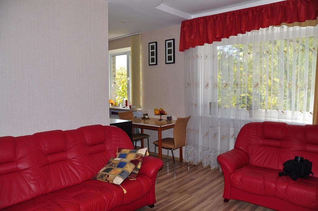 Central Cietoksna Street Apartment Daugavpils Room photo